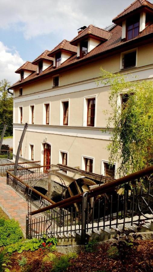 Mlyn Mitrovice Otel Příbram Dış mekan fotoğraf