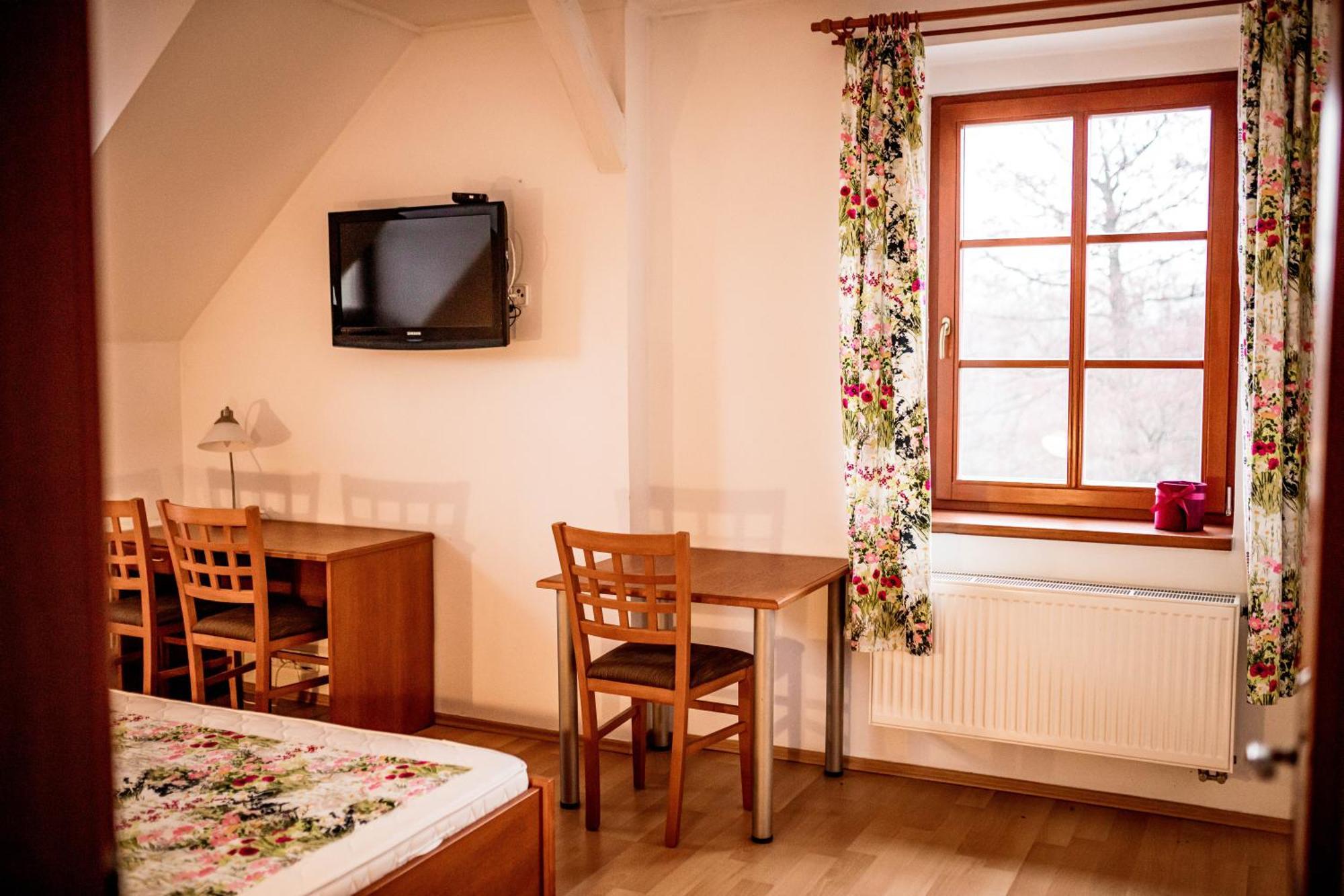 Mlyn Mitrovice Otel Příbram Dış mekan fotoğraf
